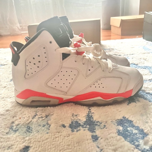 Air Jordan Retro Infrared 6s - Picture 3 of 5